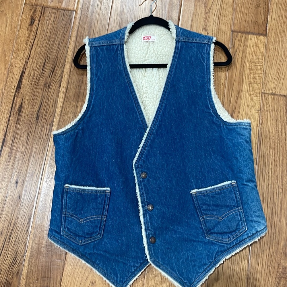 Denim Levi’s Vest with Shearling interior